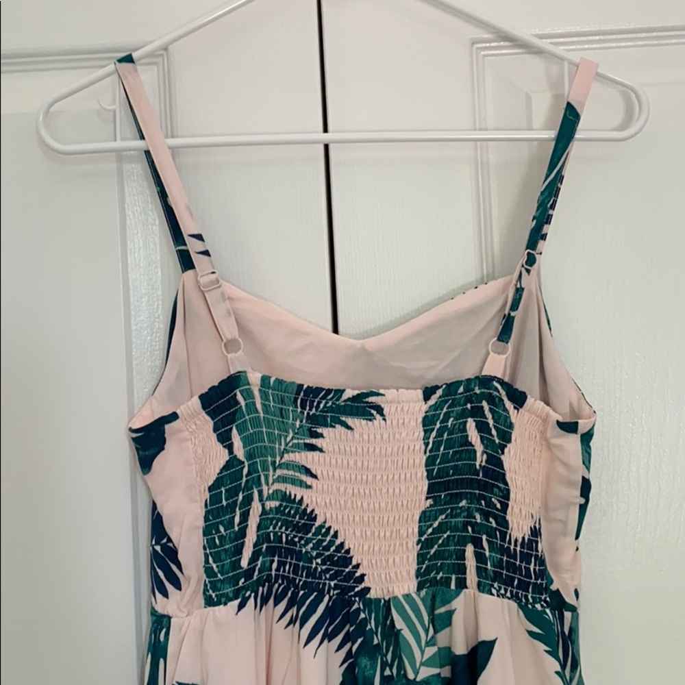 Clothing - Picture 2 of 3